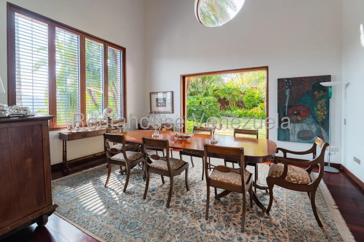 Espectacular Casa En Venta Alto Hatillo. Bellísimo Jardín Con Terrazas - 6