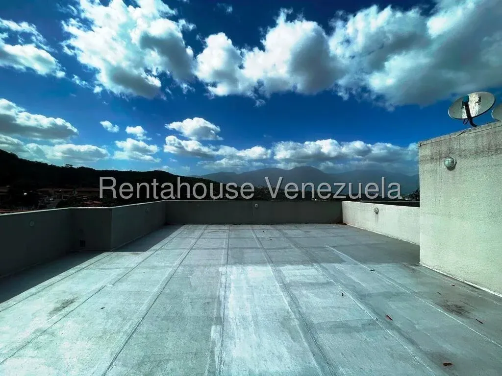 Acogedora Casa En Venta Alto Prado. Terraza Con Bonita Vista Al Ávila - 20