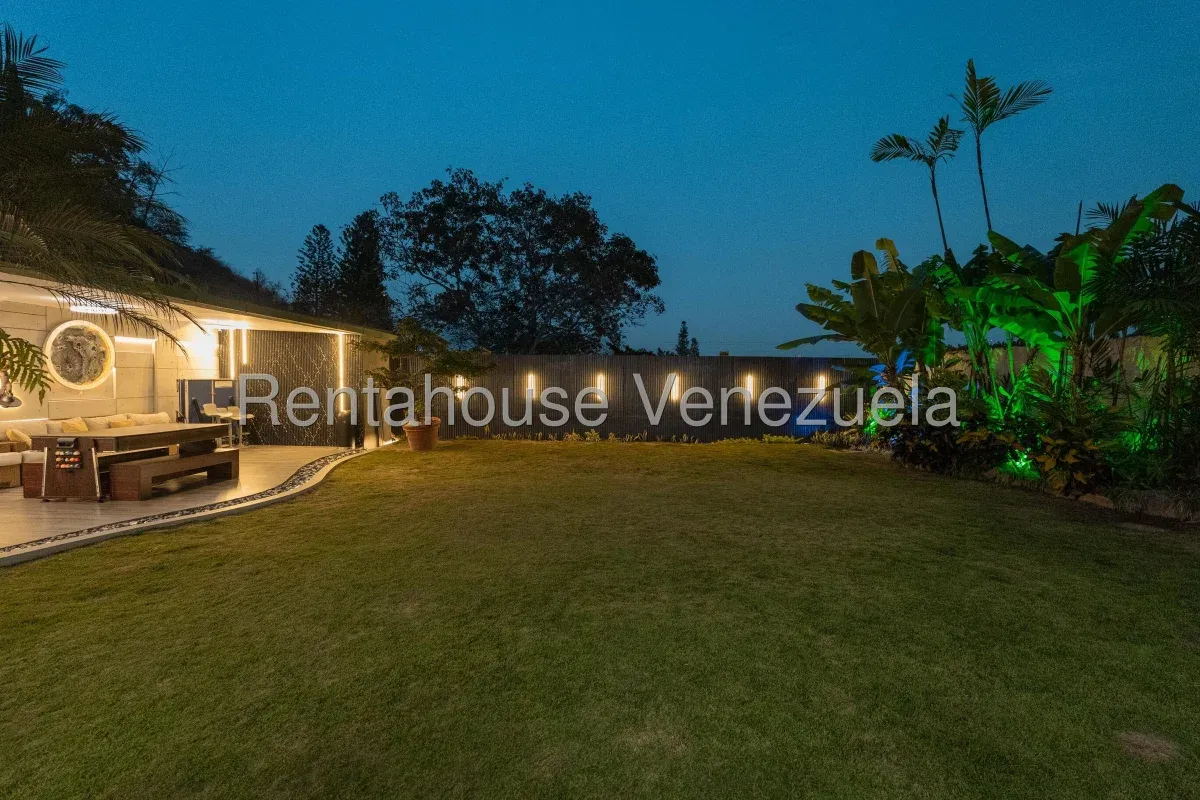 Exclusiva Casa En Venta Prados Del Este, Área De Parrillera, Anexo Independiente, Planta Eléctrica Y - 11
