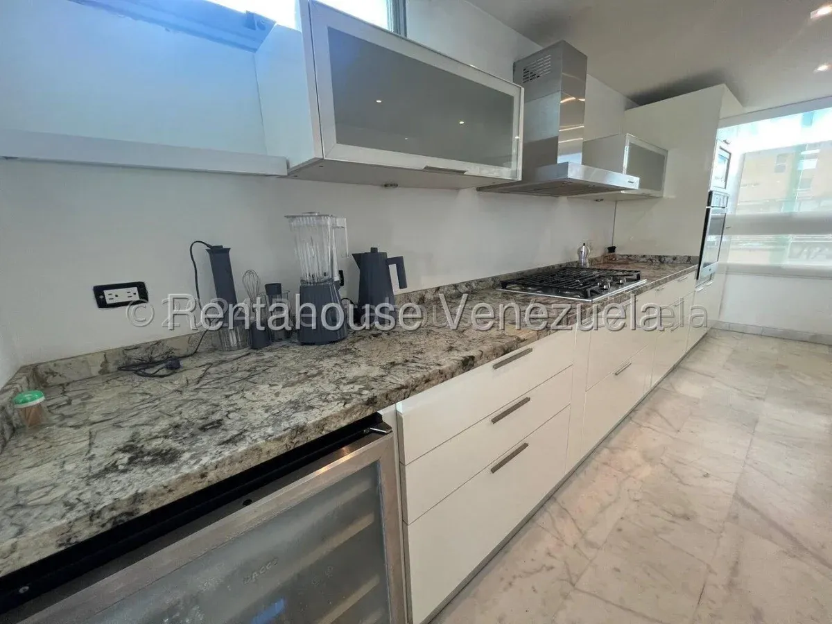 Hermoso Apartamento En Alquiler Alto Hatillo. Amoblado Y Equipado. Estupenda Vista Al Ávila - 3