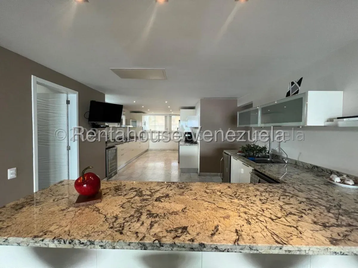 Hermoso Apartamento En Alquiler Alto Hatillo. Amoblado Y Equipado. Estupenda Vista Al Ávila - 17