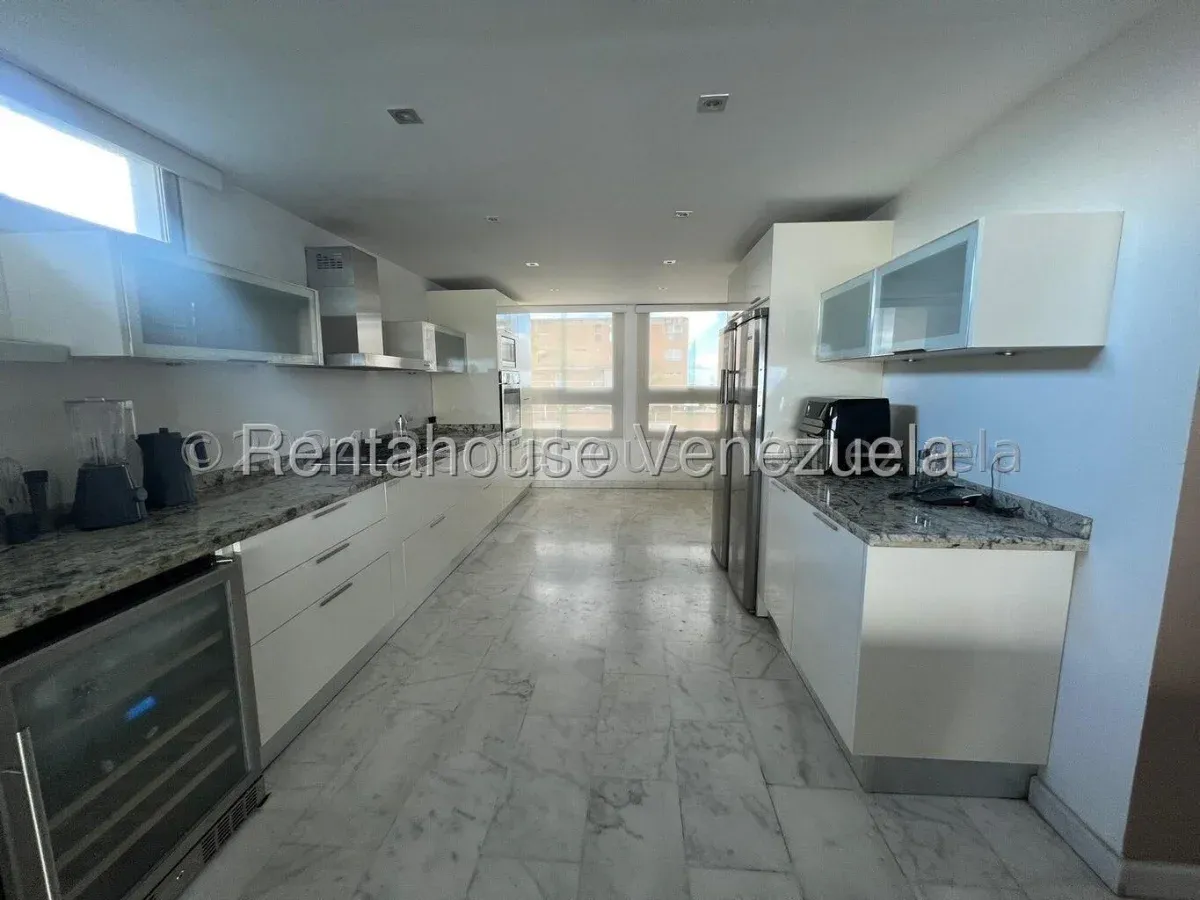 Hermoso Apartamento En Alquiler Alto Hatillo. Amoblado Y Equipado. Estupenda Vista Al Ávila - 18