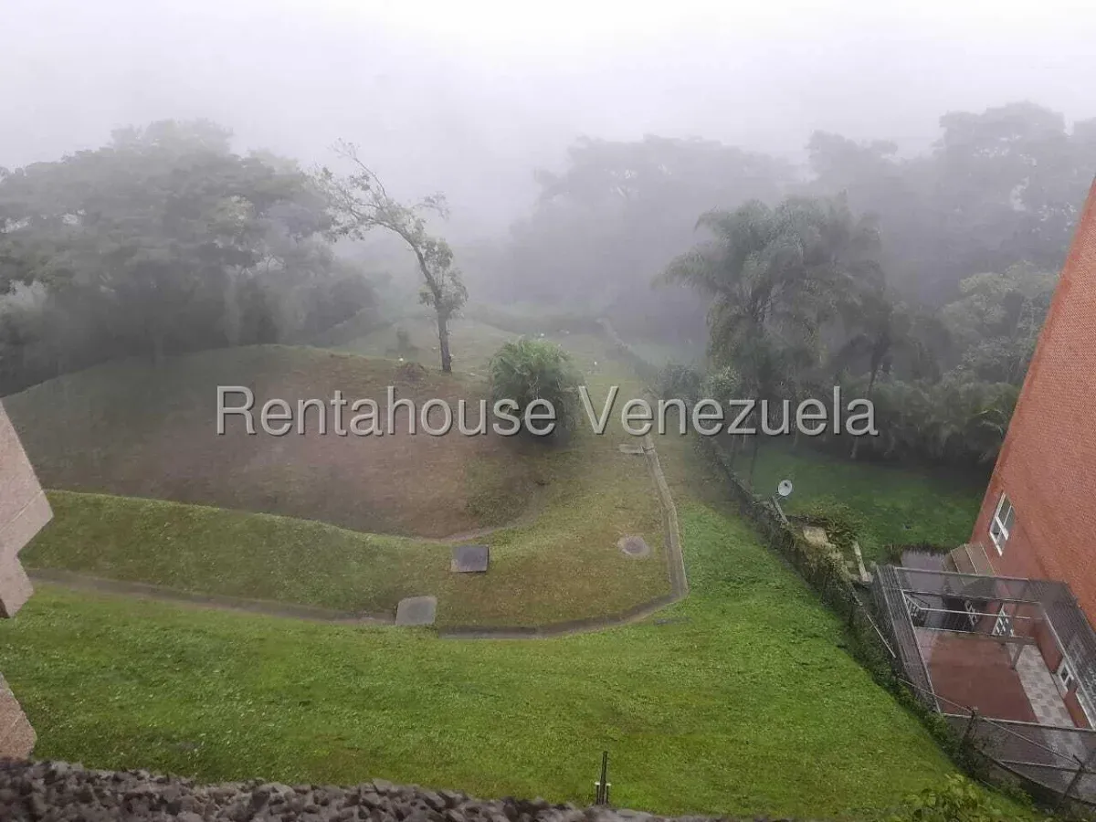 Estupendo Apartamento Ph En Urbanización Miranda, Amplia Terraza Con Hermosa Vista Panorámica - 9
