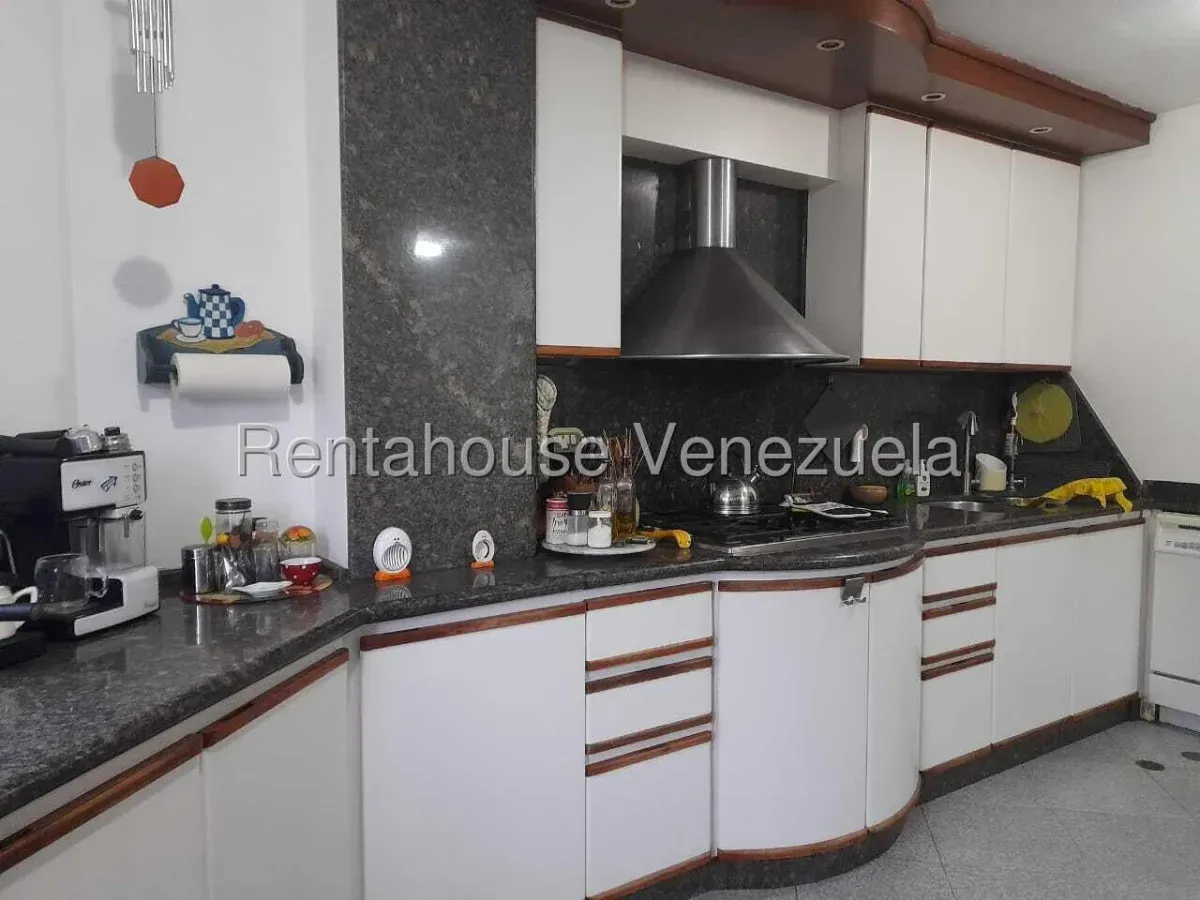 Estupendo Apartamento Ph En Urbanización Miranda, Amplia Terraza Con Hermosa Vista Panorámica - 5