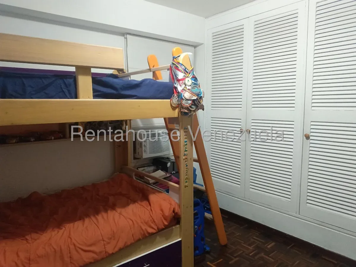 Acogedor Apartamento En Venta El Cigarral. Totalmente Amoblado Y Equipado  - 9