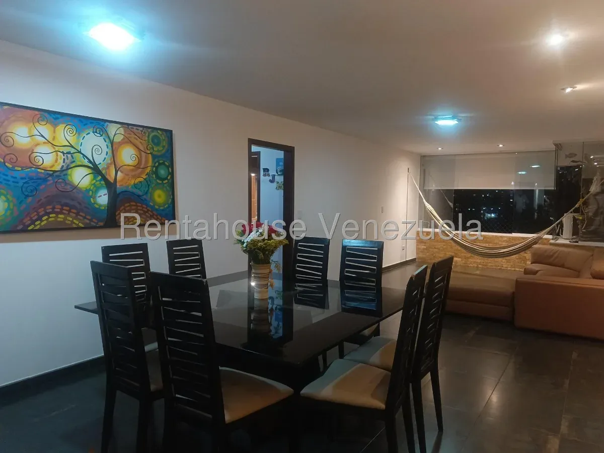 Acogedor Apartamento En Venta El Cigarral. Totalmente Amoblado Y Equipado  - 4