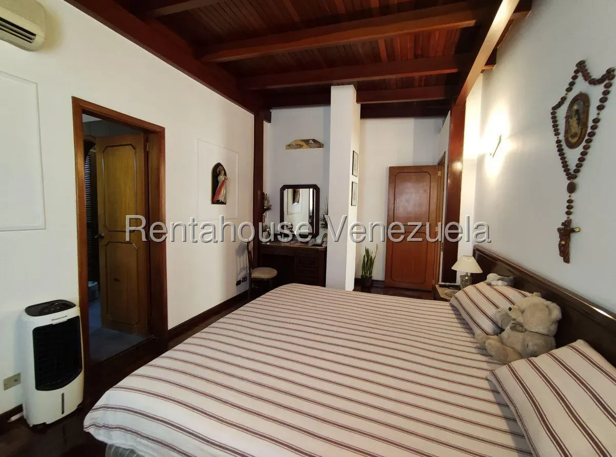 Espacioso Apartamento En Venta Las Esmeraldas . Terraza Con Parrillera. Hermosa Vista Panorámica - 14