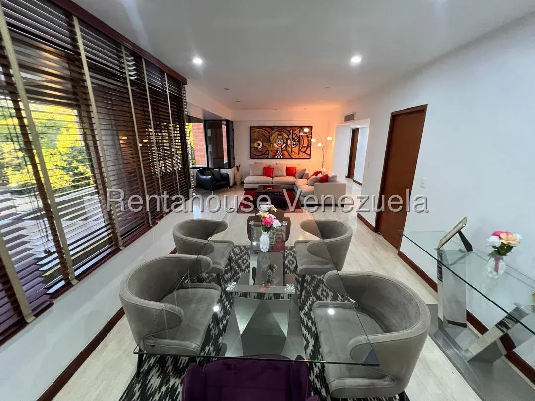 Maravilloso Apartamento En Venta Los Dos Caminos. Pozo De Agua, Piscina, Gimnasio, Areas Verdes - 3