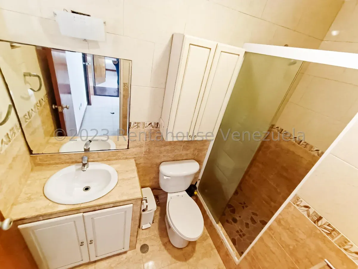 Lindo Apartamento En Parque El Retiro San Antonio De Los Altos. Agradable Clima De Montaña - 17
