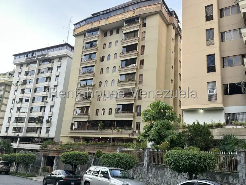 Confortable Apartamento En Venta Terrazas Del Ávila. Iluminación Y Ventilación Natural