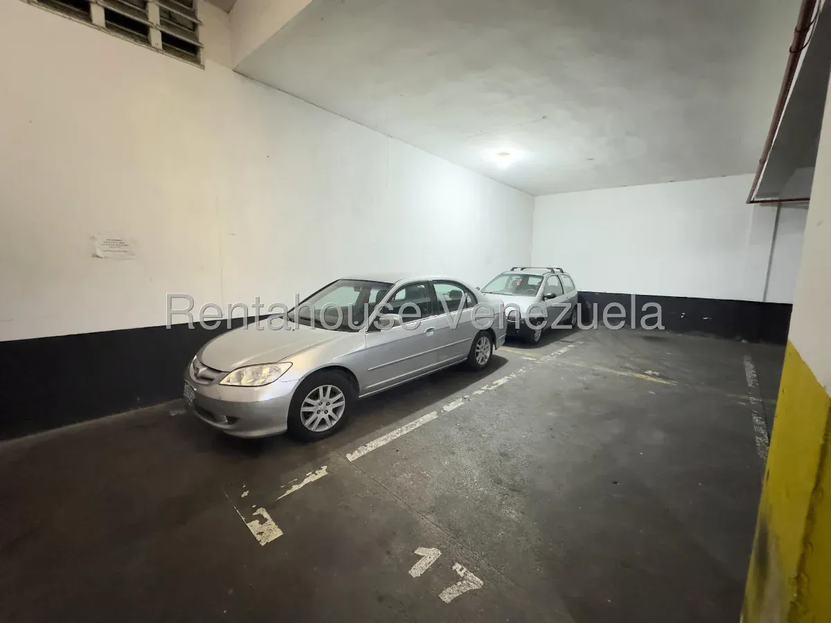 Exclusivo Local Comercial En Alquiler Chacao - 24