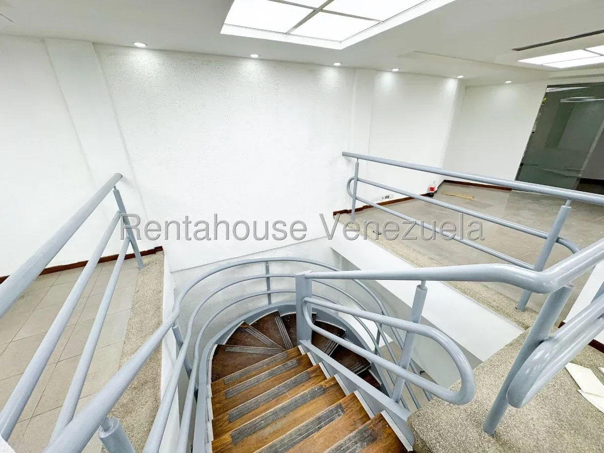 Excelente Edificio Comercial En Alquiler Chacao - 16