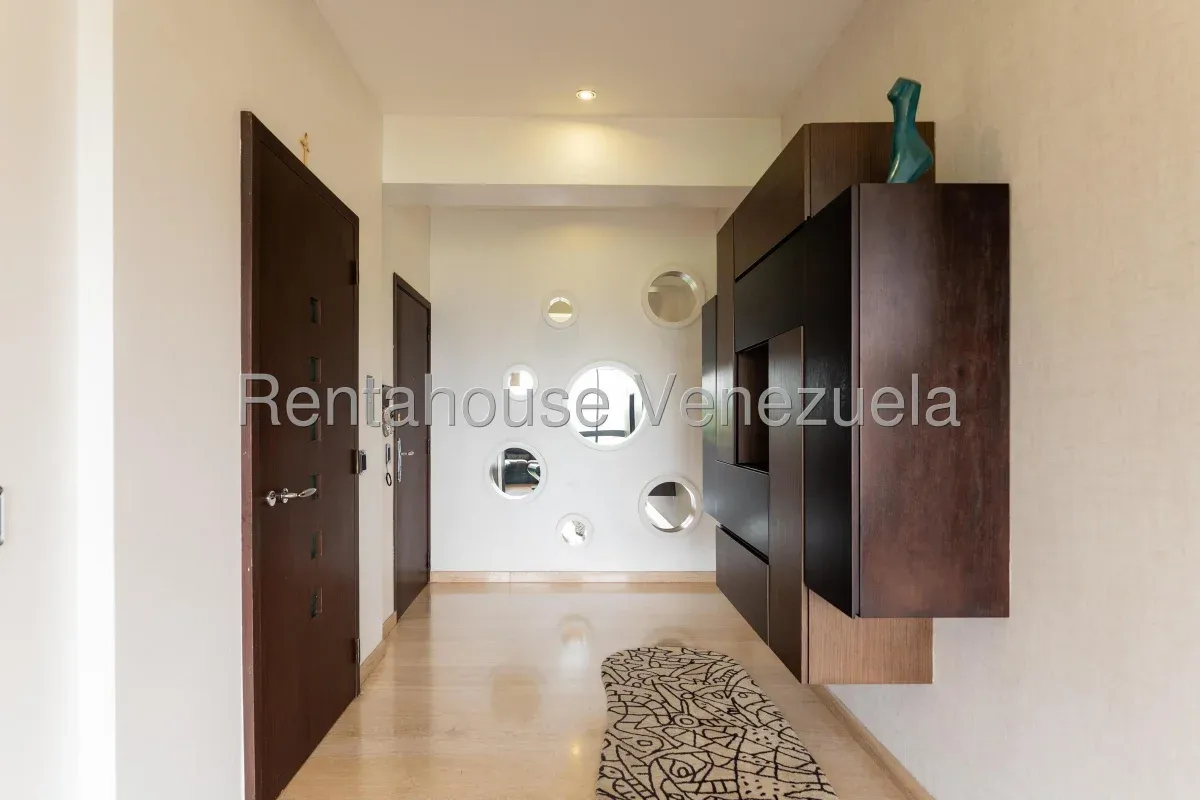 Moderno Apartamento En Alquiler Los Samanes. Amoblado. Piso Bajo - 12