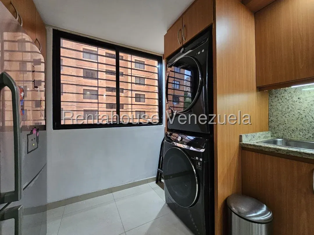 Estupendo Apartamento En Colinas De La Tahona. Piso Bajo. Dos Puestos De Estacionamiento  - 11