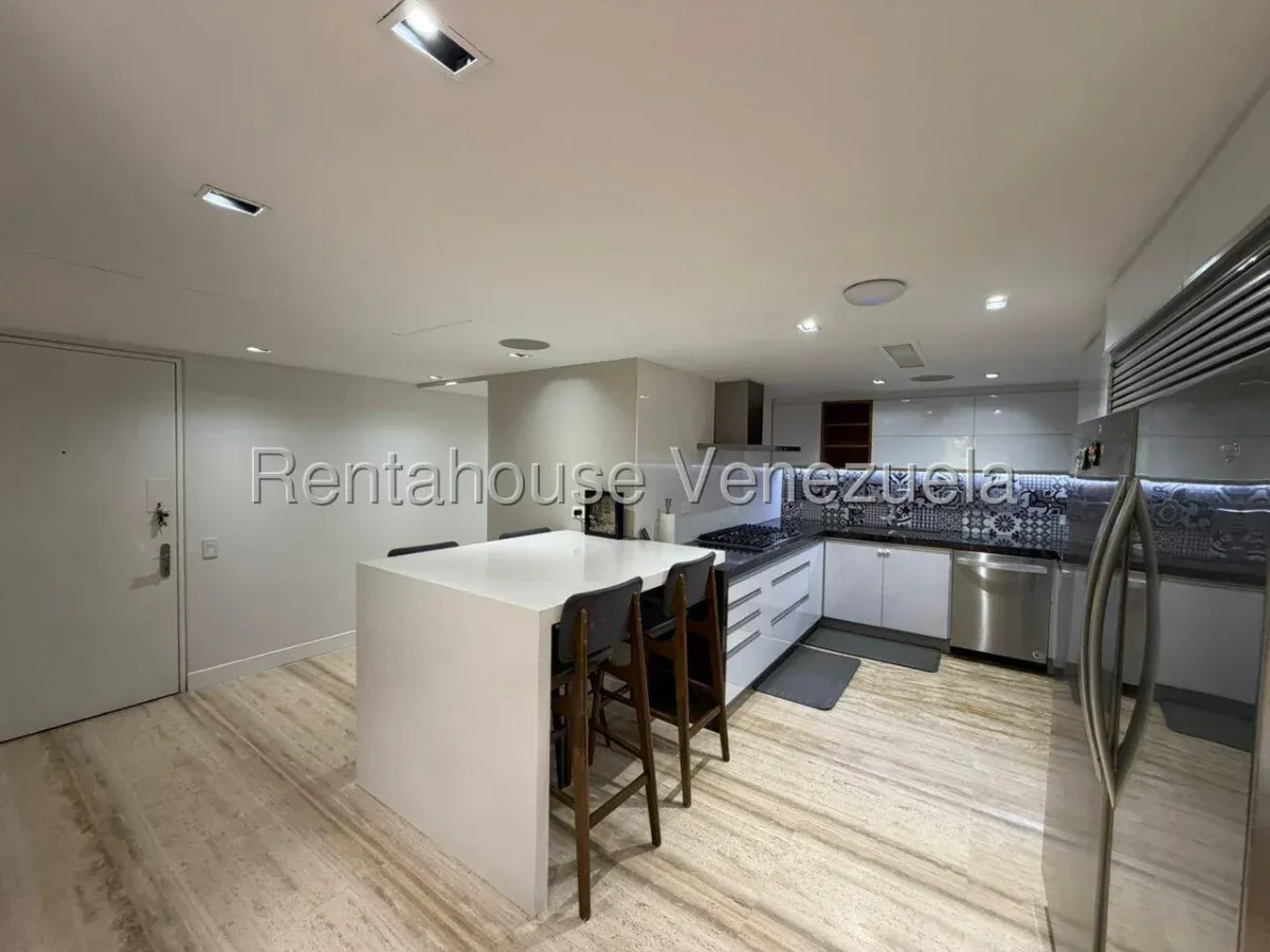 Elegante Apartamento En Venta Campo Alegre, Caracas. Vista Al Ávila - 8