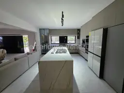View 24