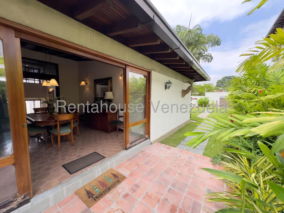 Hermosa casa en venta Los Chorros totalmente amoblada - 17