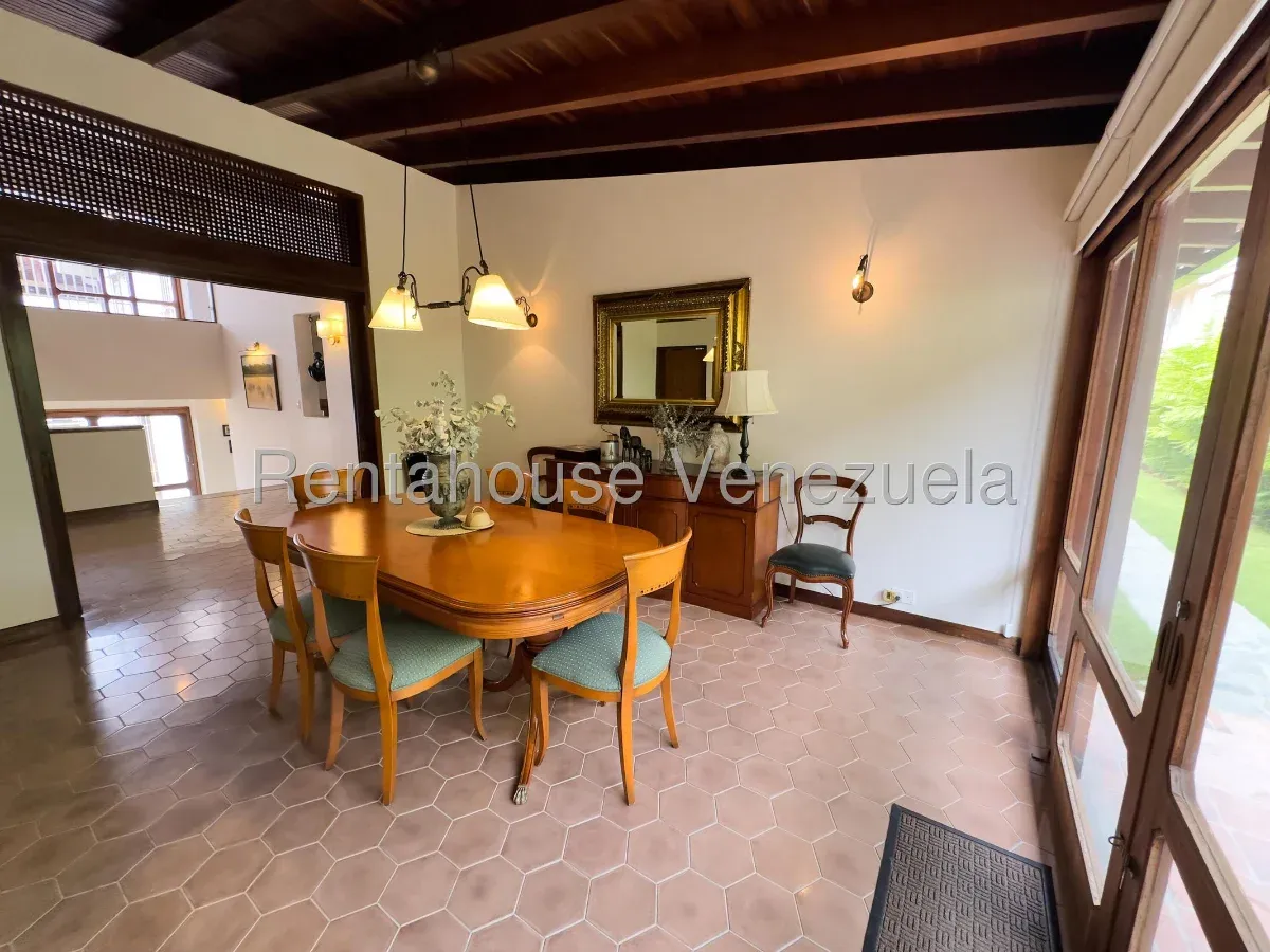 Hermosa casa en venta Los Chorros totalmente amoblada - 6