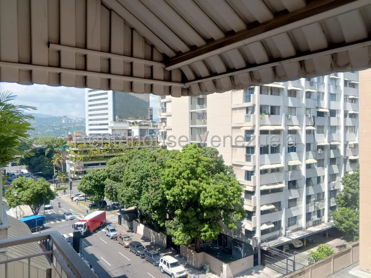 Bonito Apartamento En Venta Los Palos Grandes. Edificio Etiqueta Verde - 5