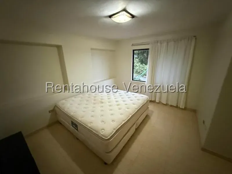 Espacioso Apartamento En Alquiler Urbanización Miranda, Balcón Con Linda Vista Panorámica - 16
