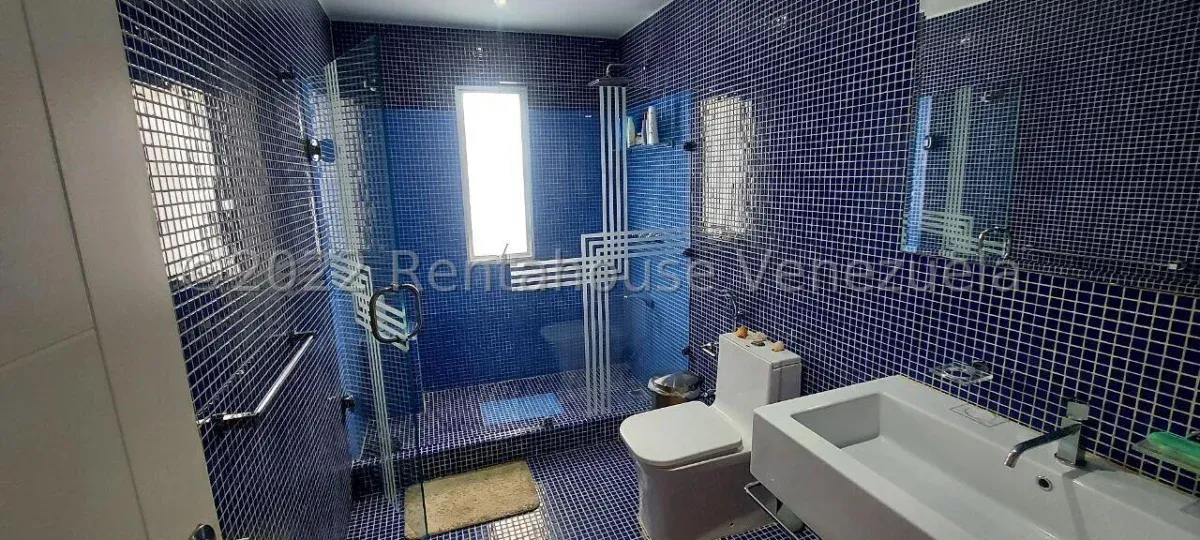 Excelente Casa En Venta Los Guayabitos, Moderna Muy Acogedora Con Areas Sociales Y Vista Panorámica - 17