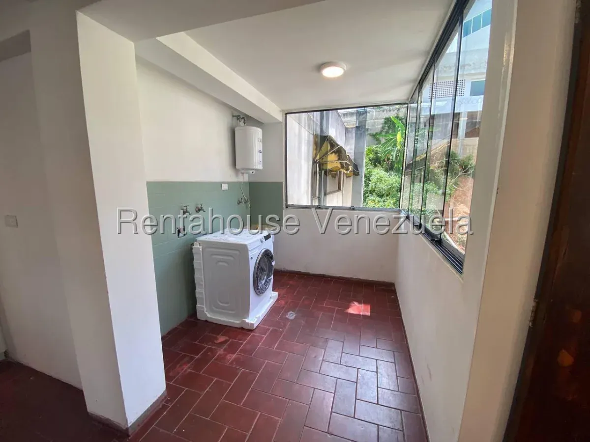 Apartamento En Alquiler Cumbres De Curumo Excelente Iluminación Y Ventilacion - 8