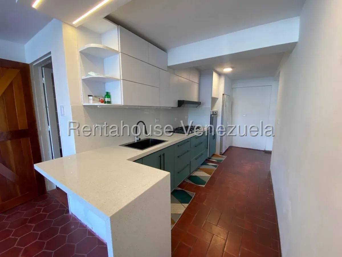 Apartamento En Alquiler Cumbres De Curumo Excelente Iluminación Y Ventilacion - 3