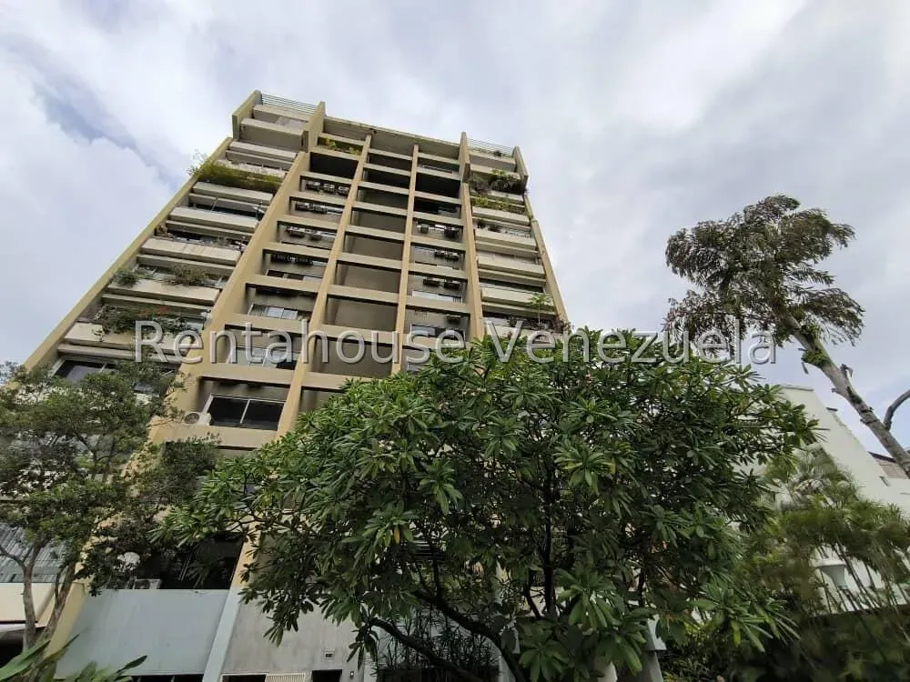 Bello Apartamento En Alquiler En Altamira Con Vista Al Ávila - 16