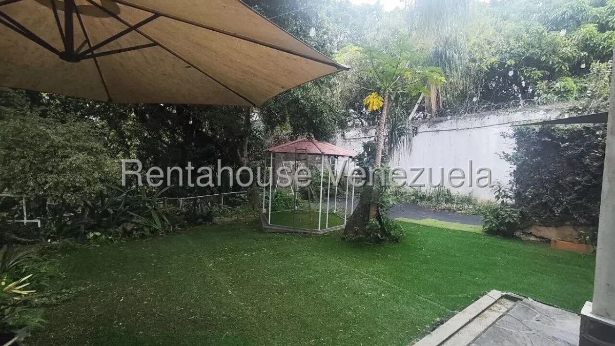 Acogedora Casa En Alquiler El Marques, Lindos Jardines Calle Cerrada - 3