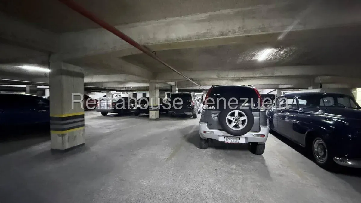 Maravilloso Apartamento En Venta Los Dos Caminos, Espacioso, Piso Bajo - 19