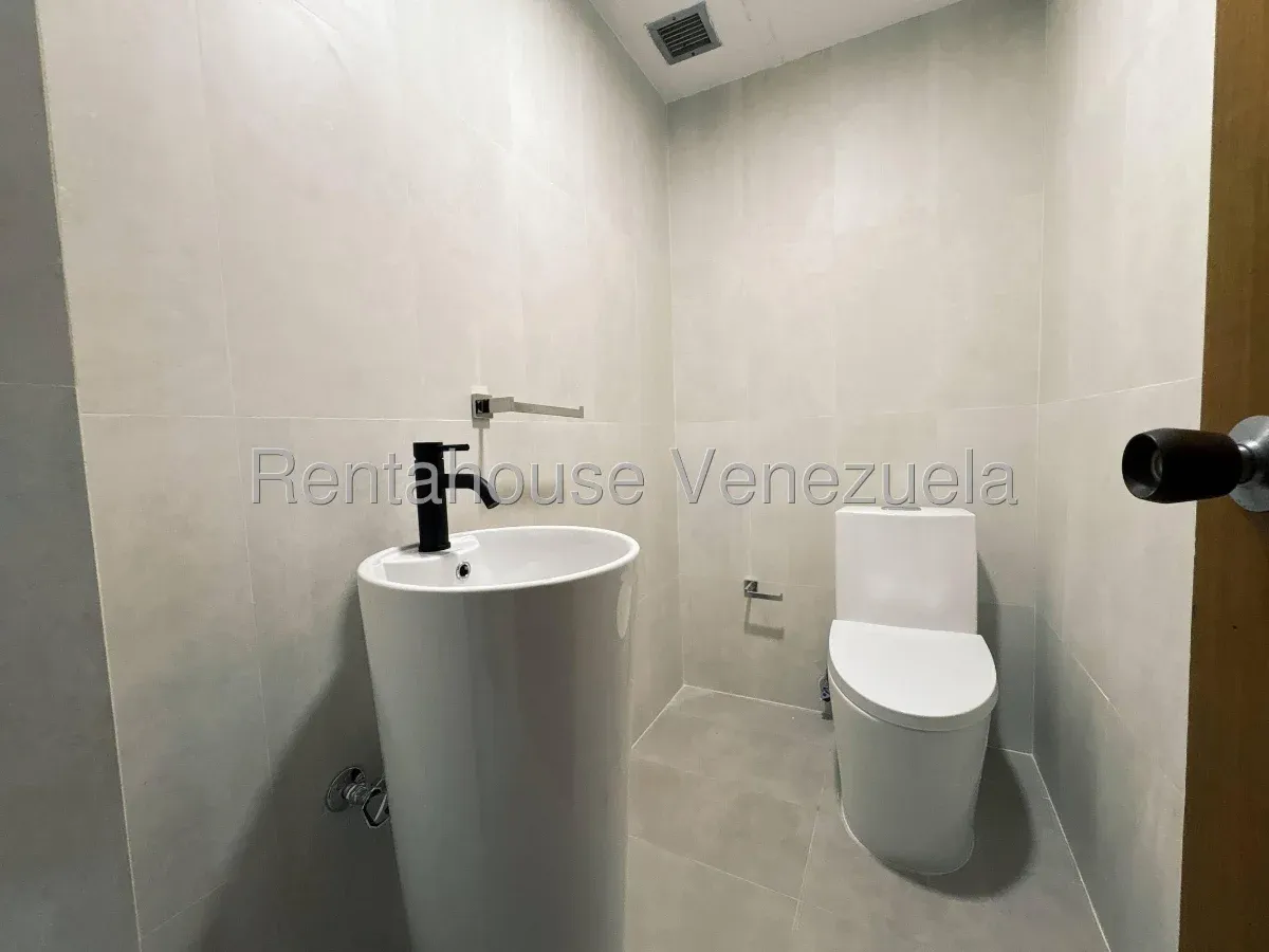 Espectacular Apartamento En Alquiler Santa Eduvigis Pent-house Espacioso, Vistas Panorámicas 27-6015 - 18