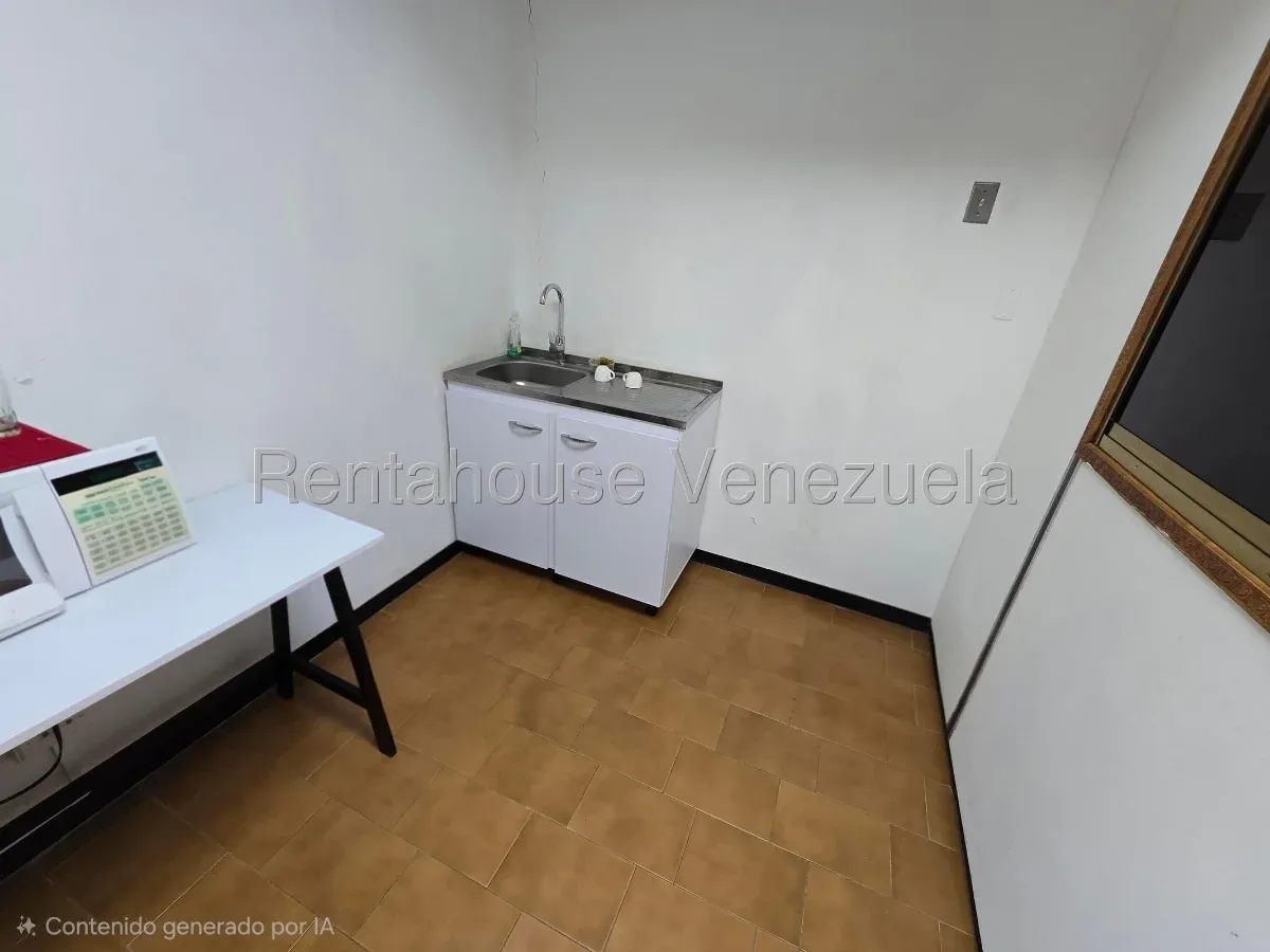 Excelente Oficina En Venta Los Dos Caminos - 11