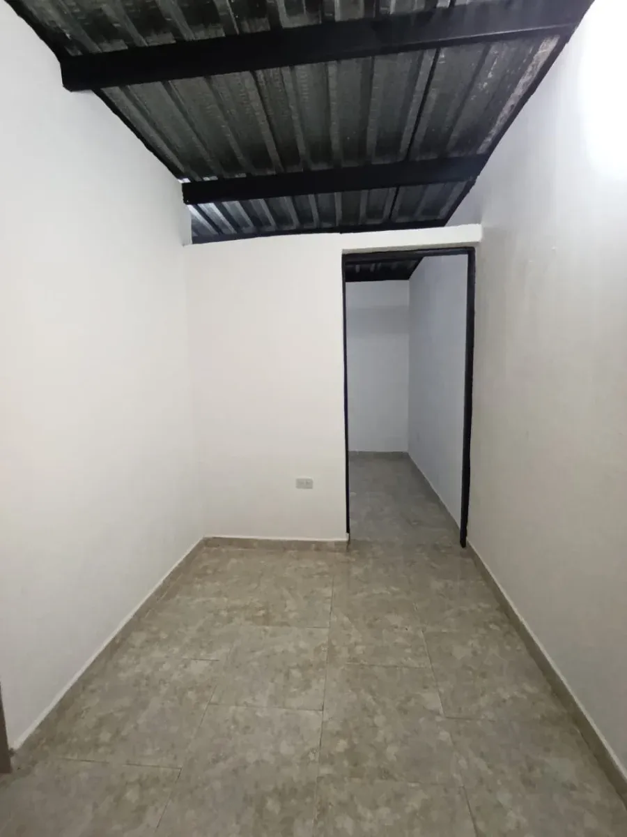 Se alquila cómodo anexo en naguanagua Av 190 Tarapio - 8