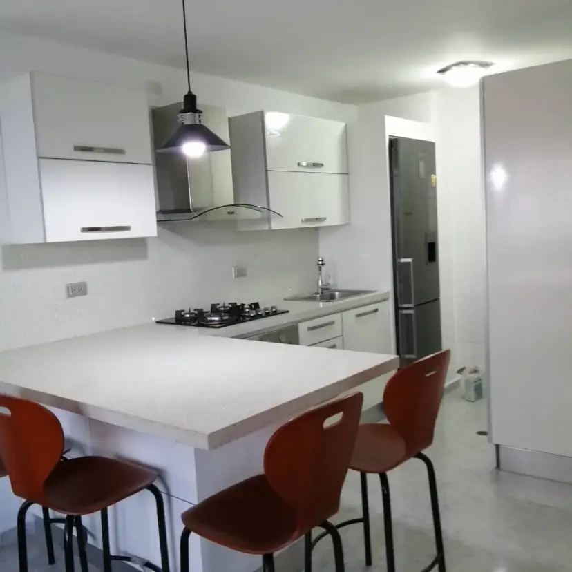 En alquiler apto de lujo en la Trigaleña Alta Valencia 