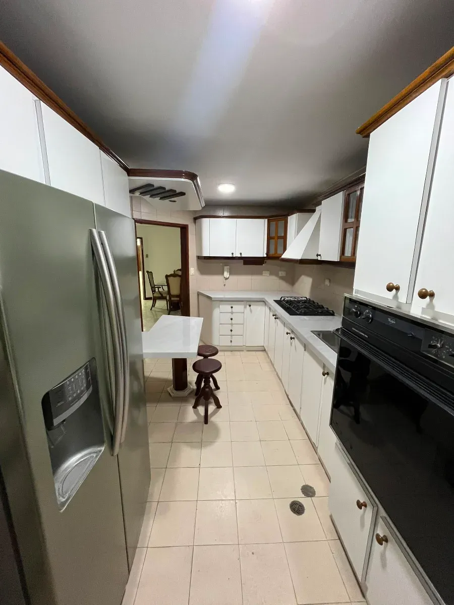 Se vende Apto con cocina a a estrenar en Maracay san Isidro  - 3