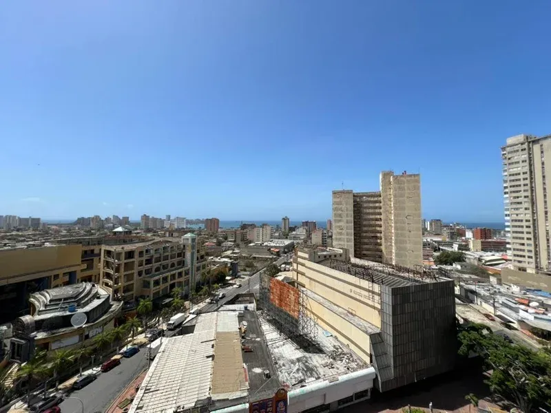 Apartamento En Venta Avenida 4 De Mayo, Edificio Estefani. - 13