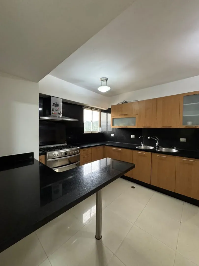 Moderno Penthouse Duplex en Mañongo - 5