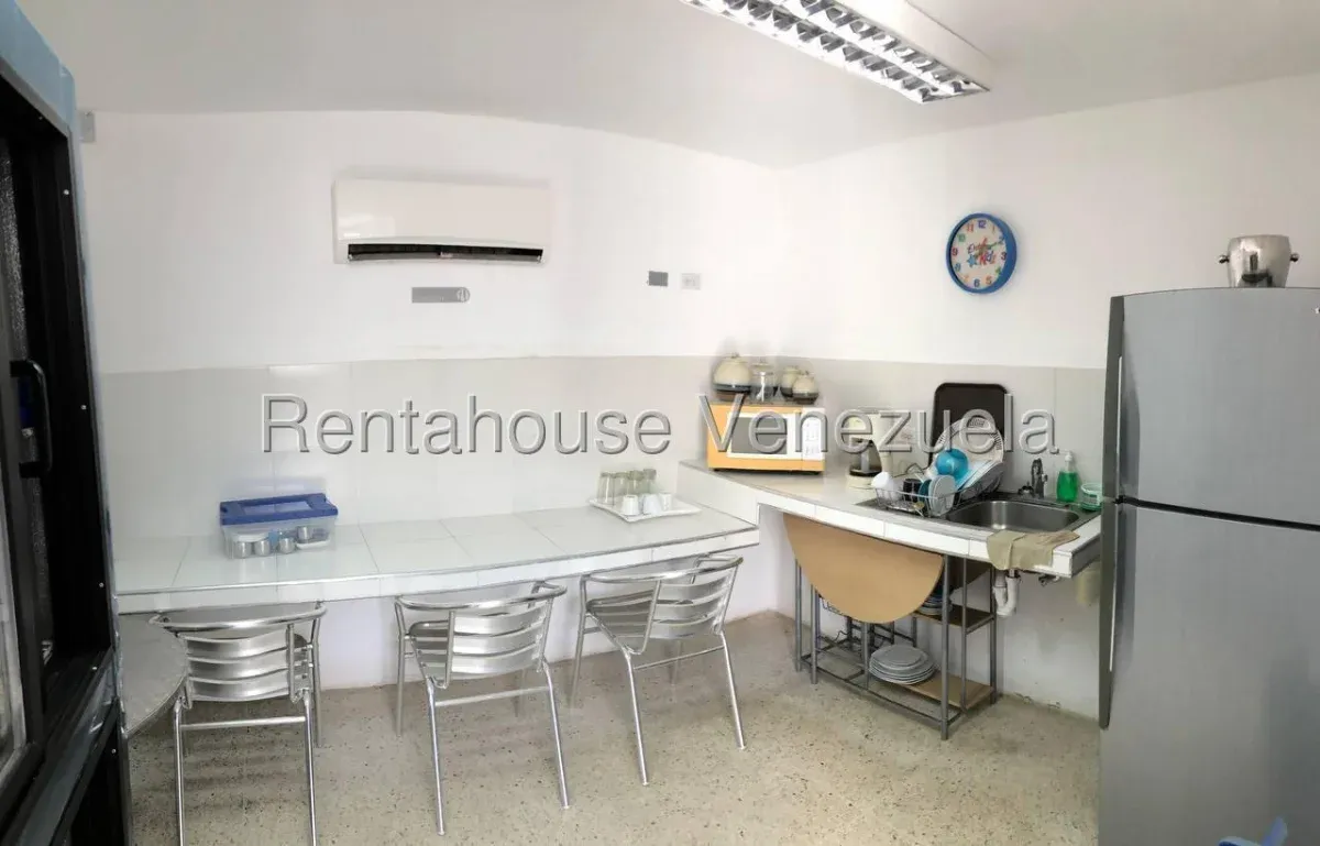 MLS #26-17853 EN VENTA CASA COMERCIAL  - 11