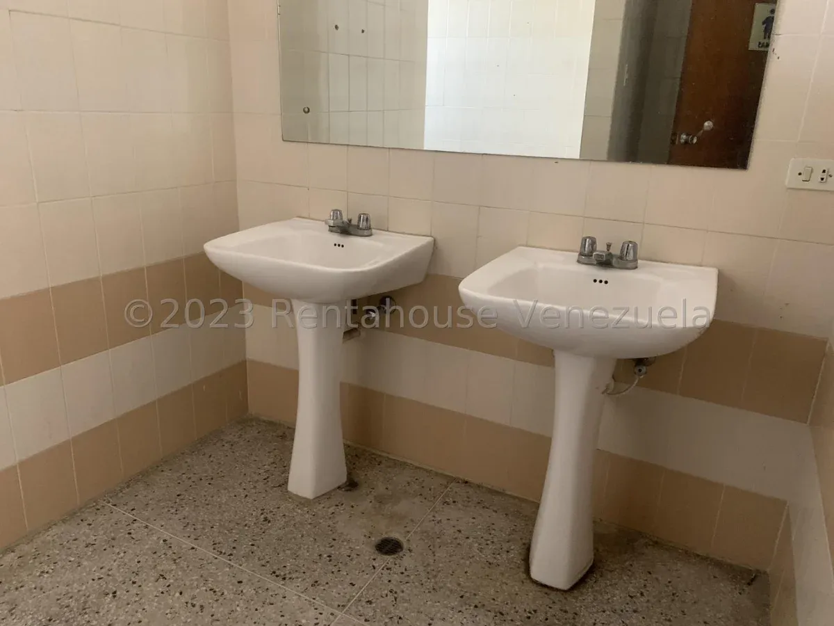 MLS #26-13999 EN VENTA GALPON LOCAL COMERCIAL  - 6