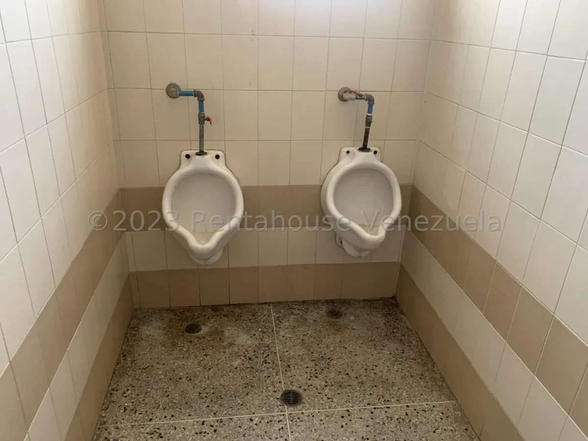 MLS #26-13999 EN VENTA GALPON LOCAL COMERCIAL  - 7