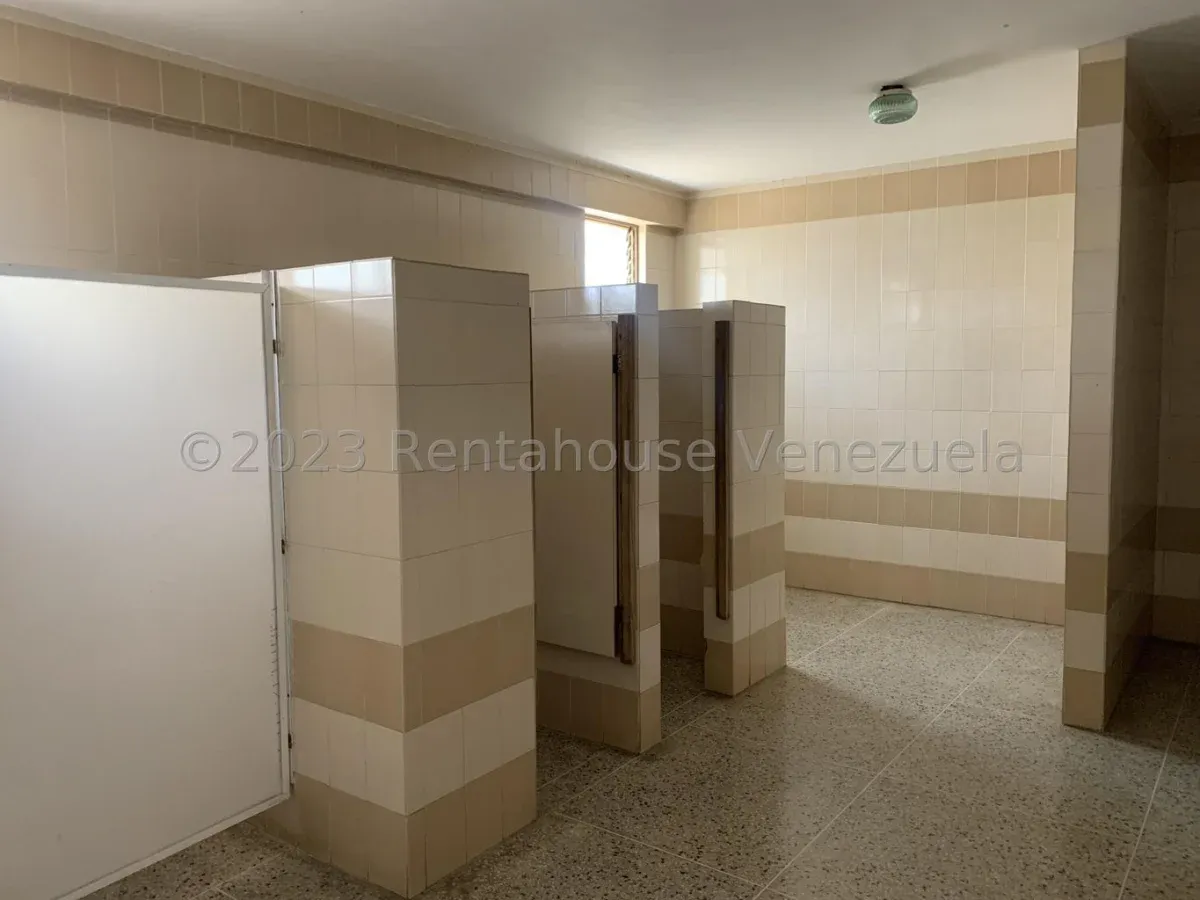 MLS #26-13999 EN VENTA GALPON LOCAL COMERCIAL  - 8