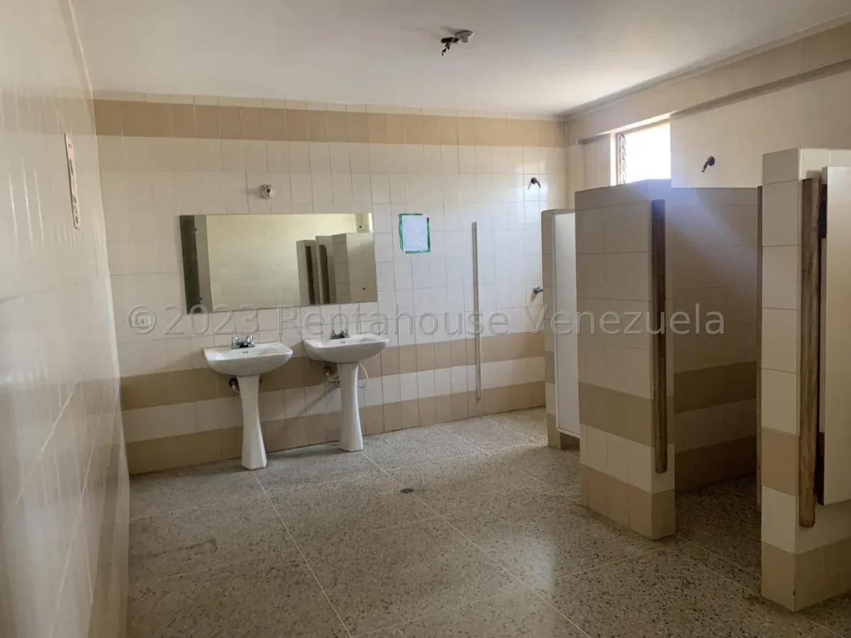 MLS #26-13999 EN VENTA GALPON LOCAL COMERCIAL  - 9