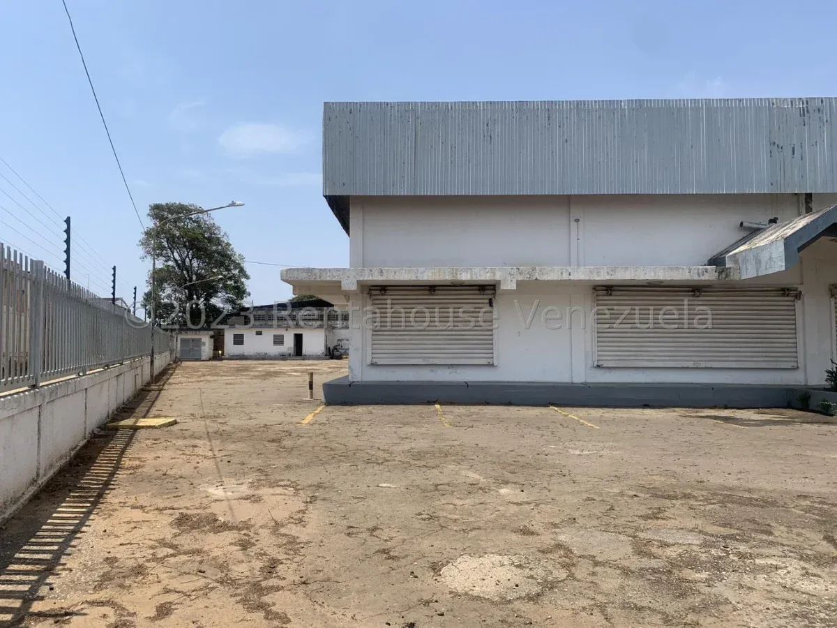 MLS #26-13999 EN VENTA GALPON LOCAL COMERCIAL  - 17