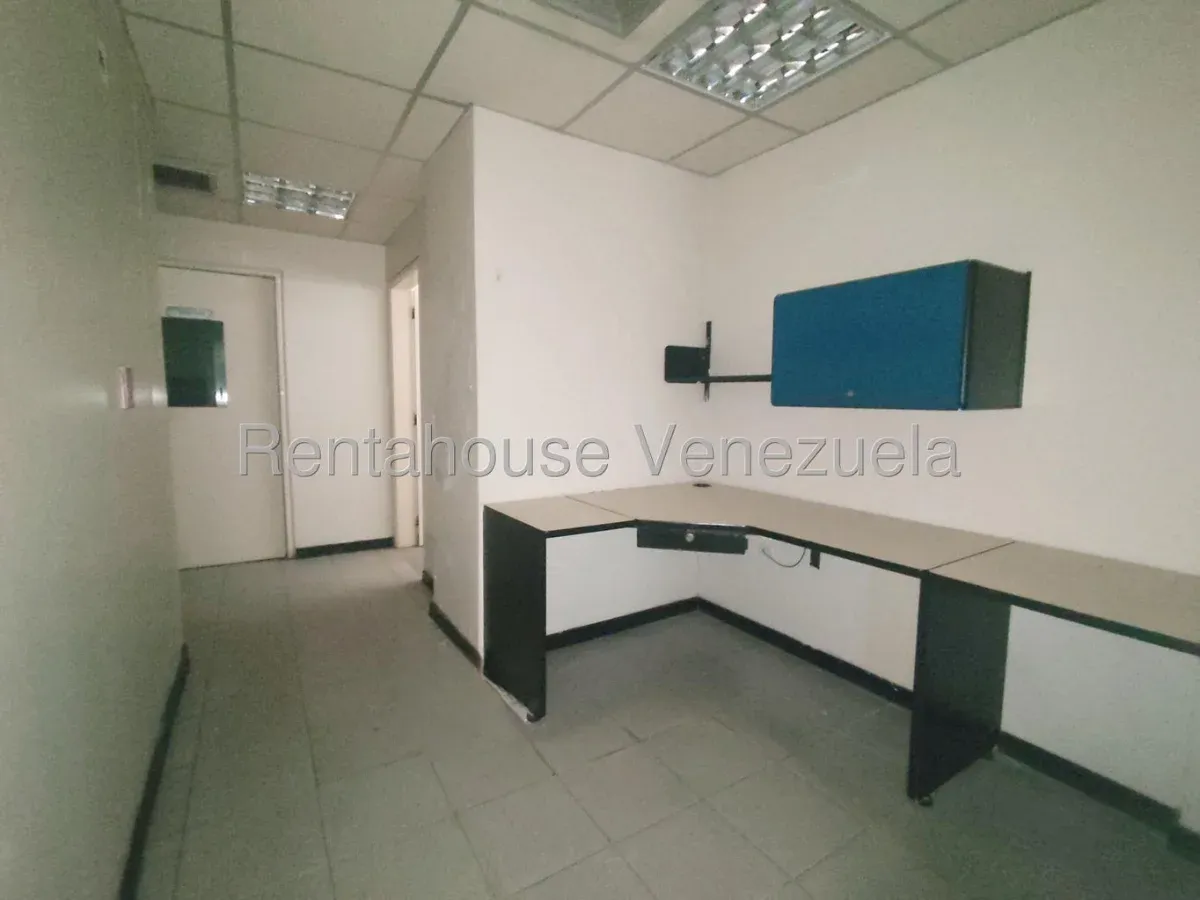 MLS #25-21021 EN VENTA LOCAL COMERCIAL  - 20