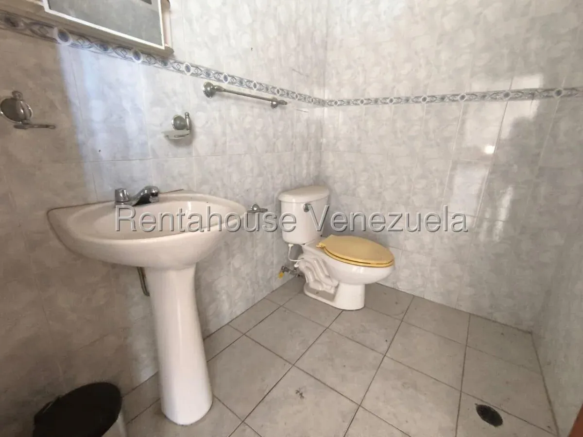 MLS #26-15738 LOCAL EN VENTA  - 19