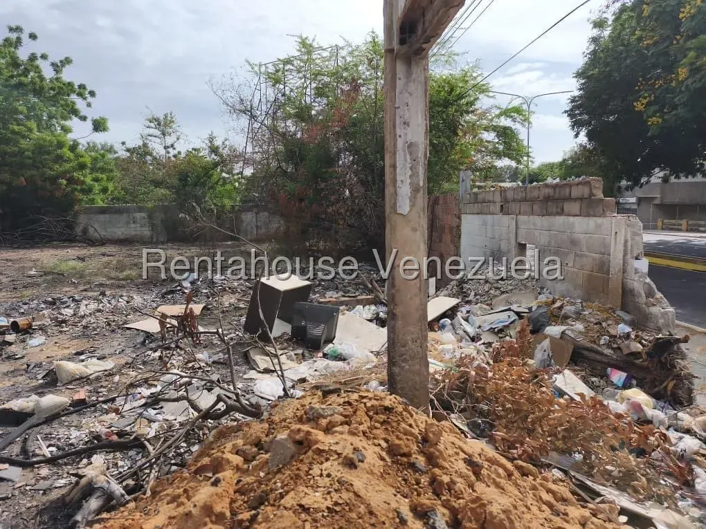 MLS #26-20845 TERRENO EN VENTA  - 11