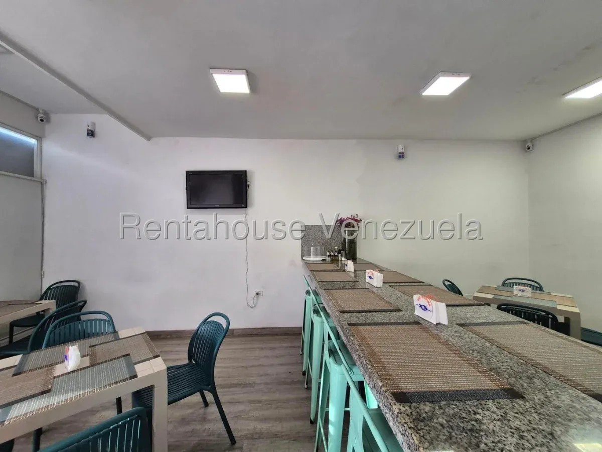 MLS #26-20548 LOCAL EN VENTA  - 9