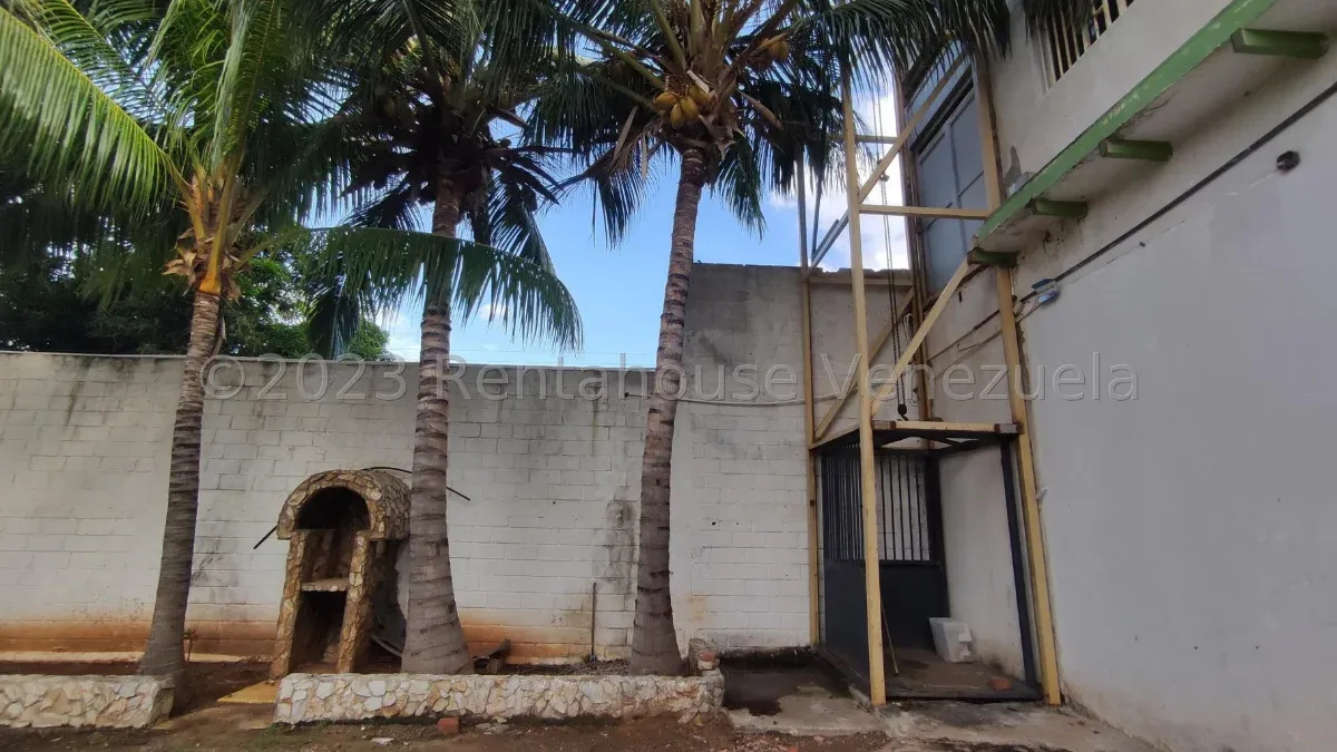 MLS #24-9511LOCAL EN VENTA  - 15