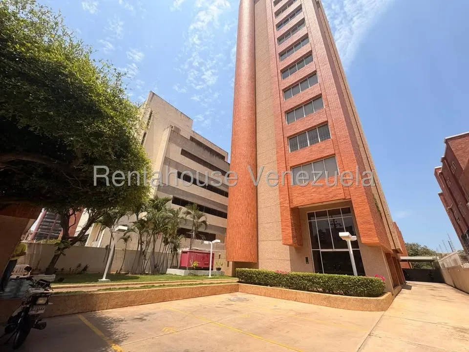 MLS #26-16479 APARTAMENTO EN VENTA, EN LA MEJOR ZONA DE LA CIUDAD.