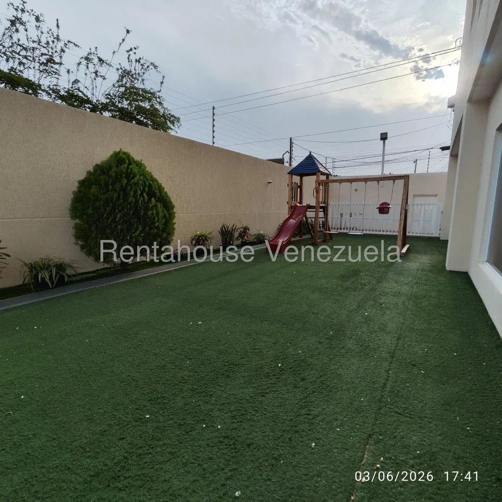 MLS #26-21447 APARTAMENTO EN ALQUILER  - 4